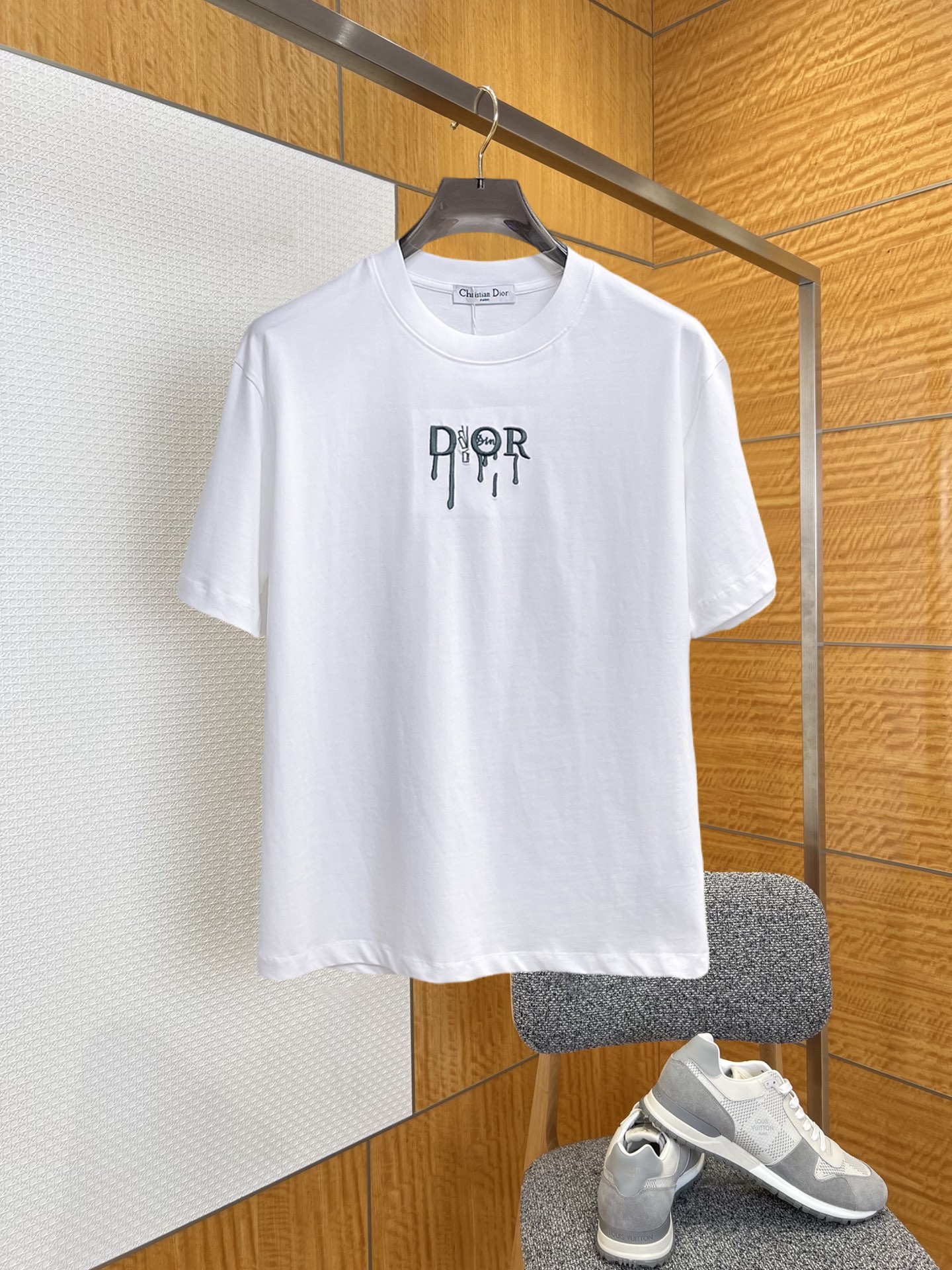 short sleeves